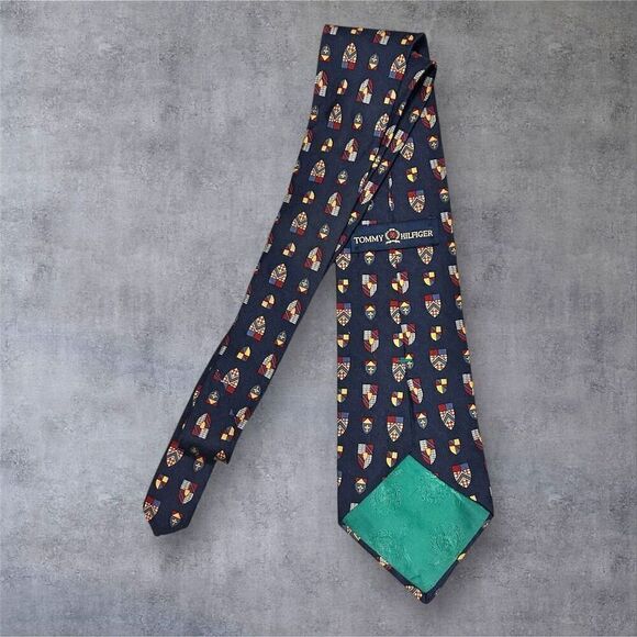 Tommy Hilfiger Men's Vintage Silk Tie Geometric Shield Emblem Pattern - Picture 2 of 4